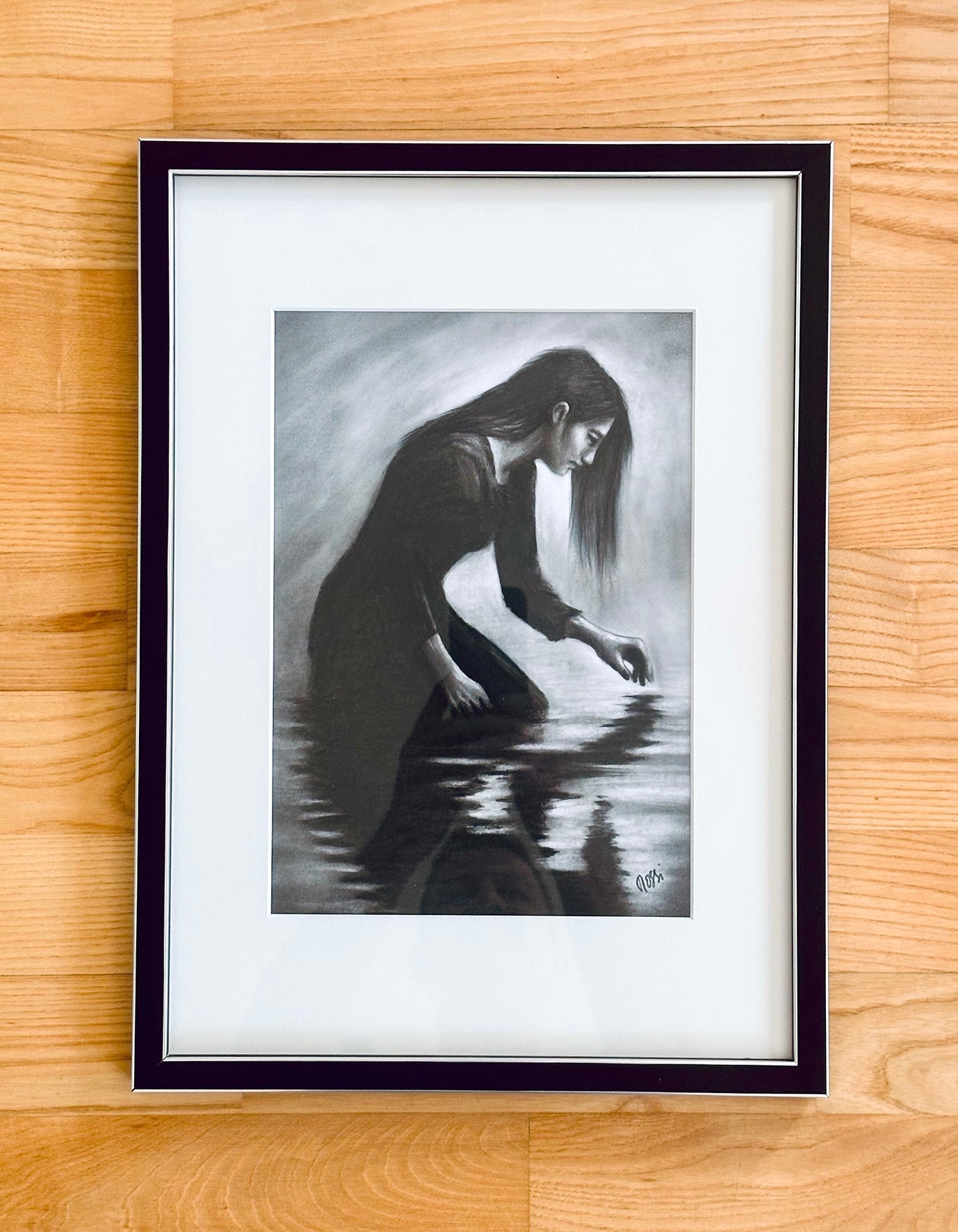 Bildtitel: „Jenseits von“, Kohlezeichnung, 21x29,7 cm, gerahmt