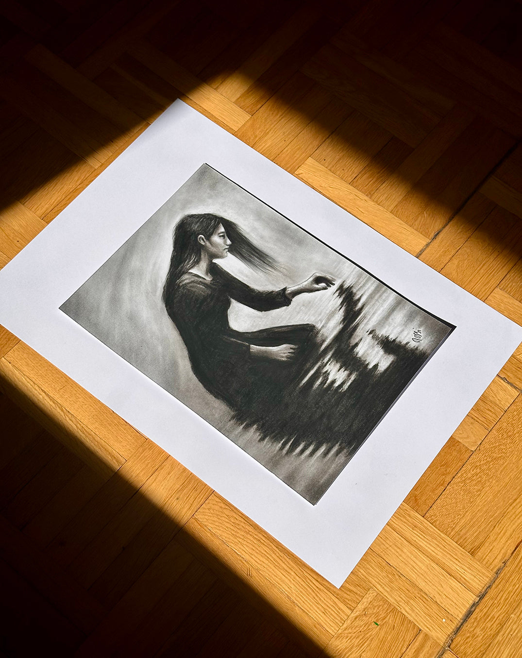 Bildtitel: „Jenseits von“, Kohlezeichnung, 21x29,7 cm, gerahmt